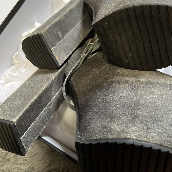 UNIF hellbound grey suede size 8 - Picture 6 of 16